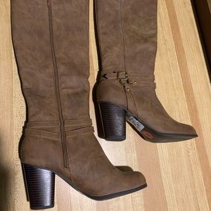 Women’s Tan PU Destini Boots